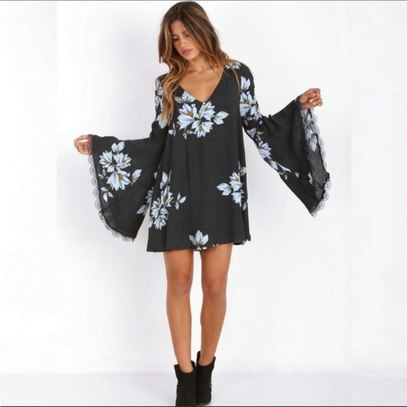 Free People Wanderer Floral Mini Bell Sleeve Dress Small Women’s Black Blue - Picture 6 of 7